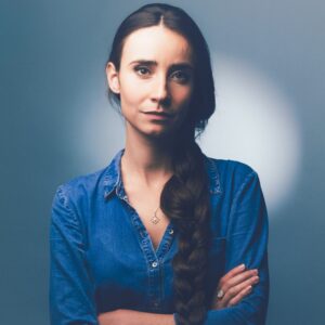 Salomé Saqué - tarif VIP - apéritif dînatoire et places premium inclus